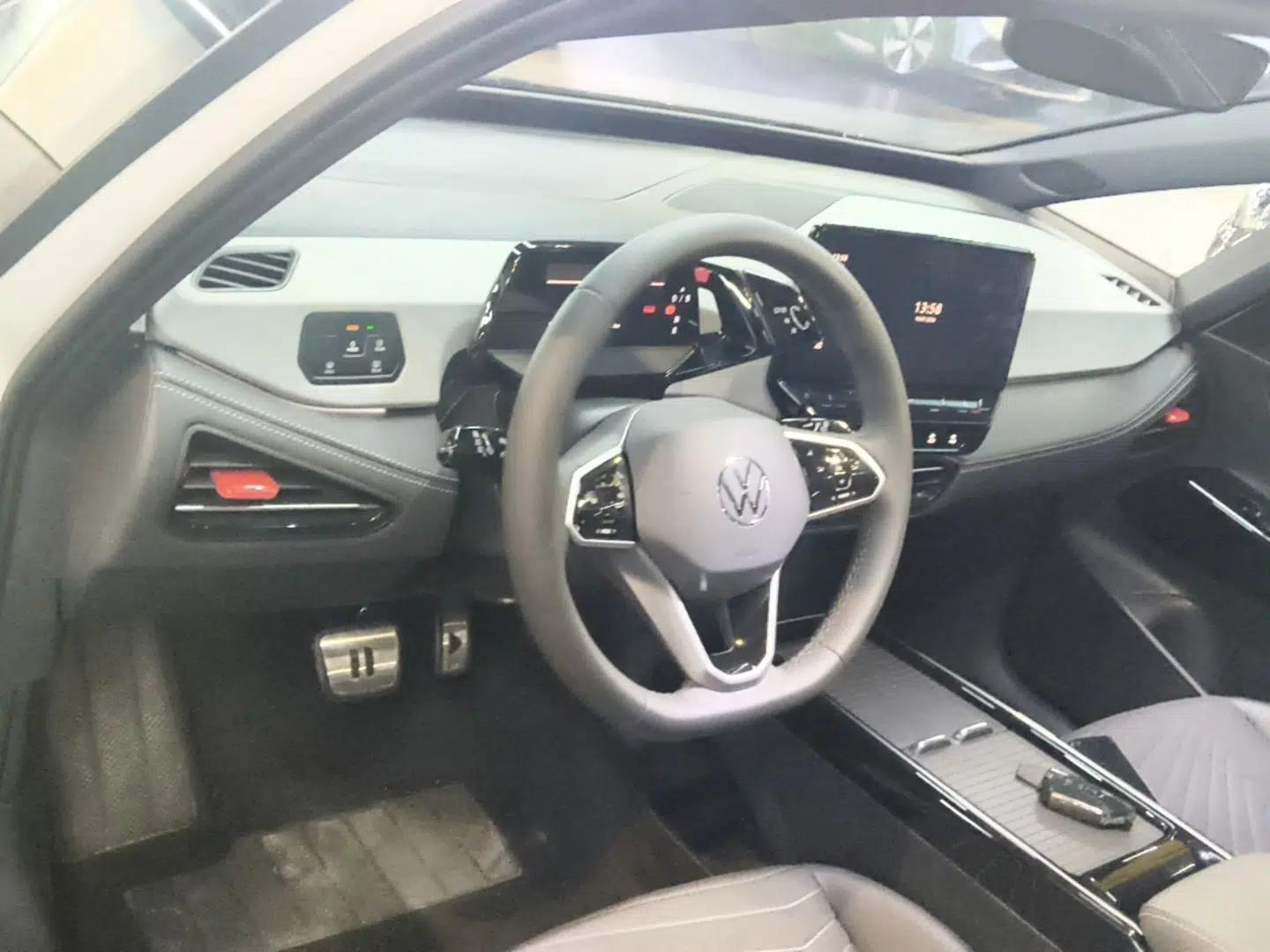 Volkswagen ID.3 2024 Outstanding Edition — миниатюра 12