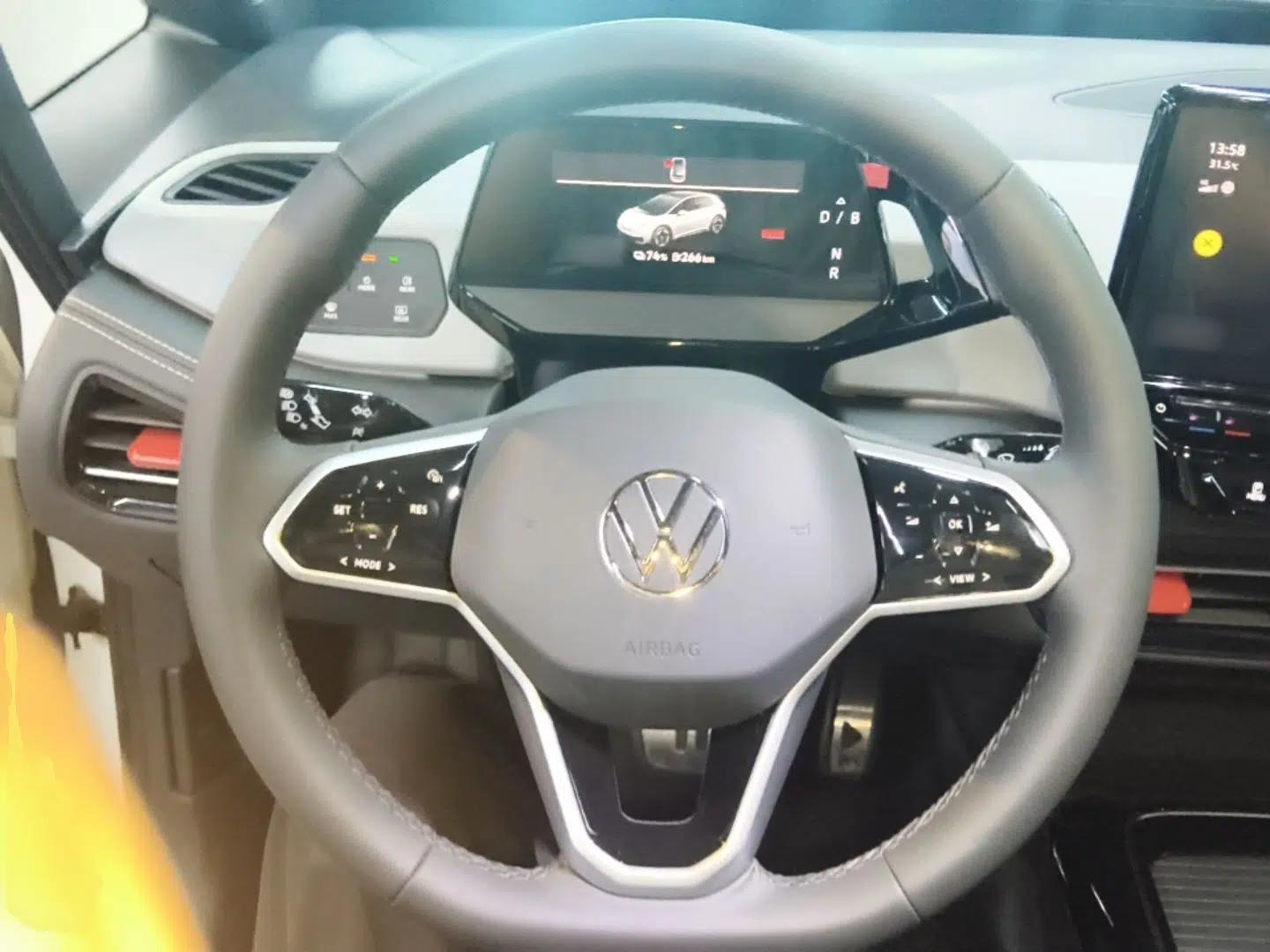 Volkswagen ID.3 2024 Outstanding Edition — миниатюра 13