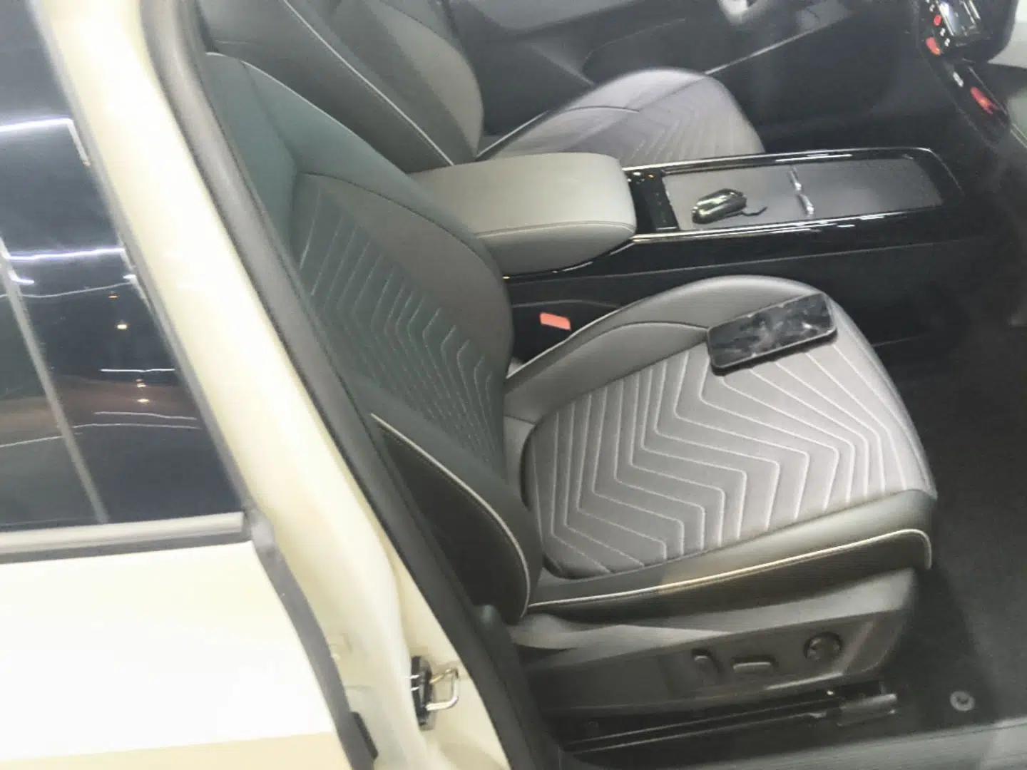 Volkswagen ID.3 2024 Outstanding Edition — миниатюра 19