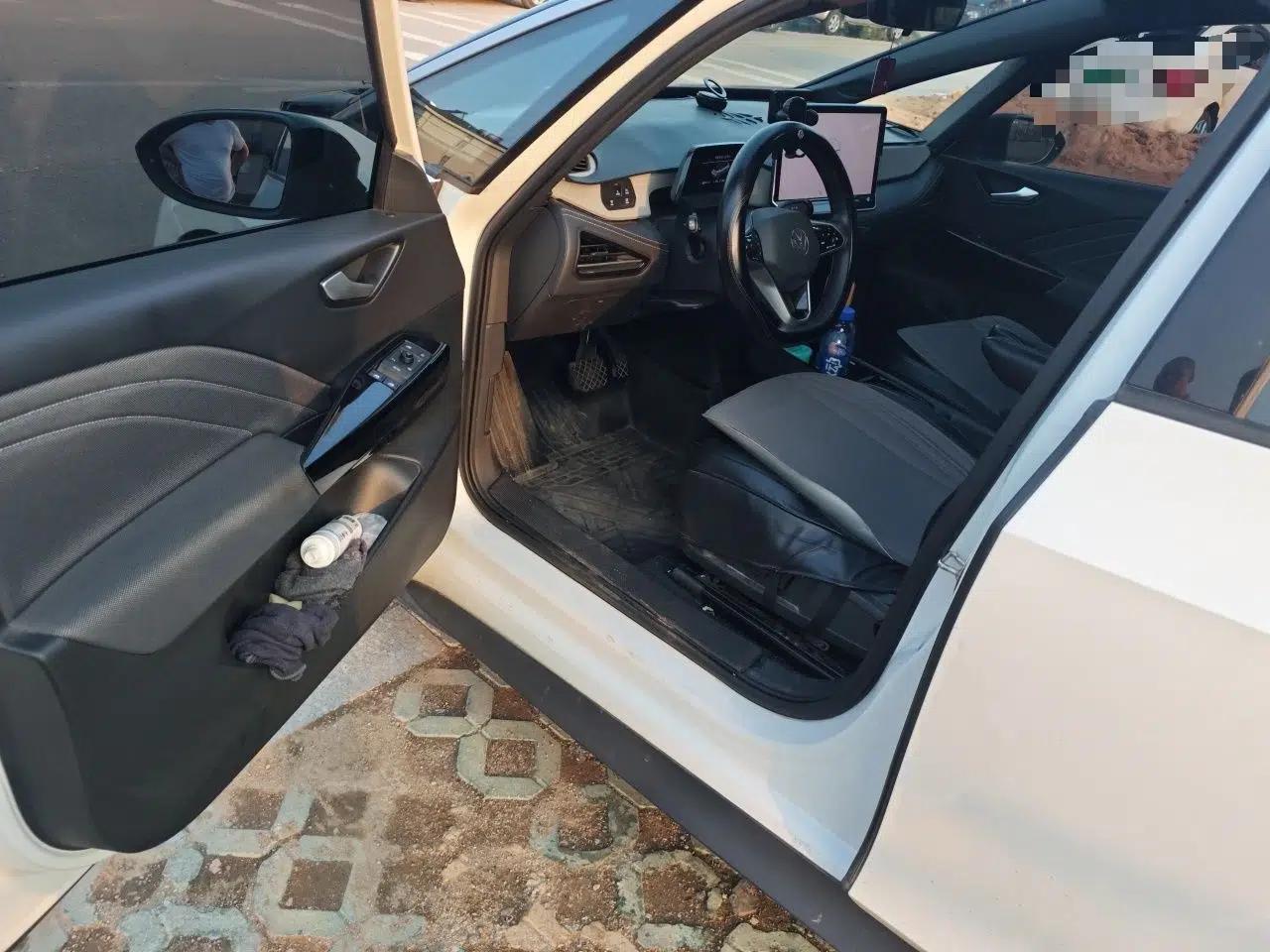 Volkswagen ID.3 2025 Smart Edition Outstanding Model — миниатюра 16