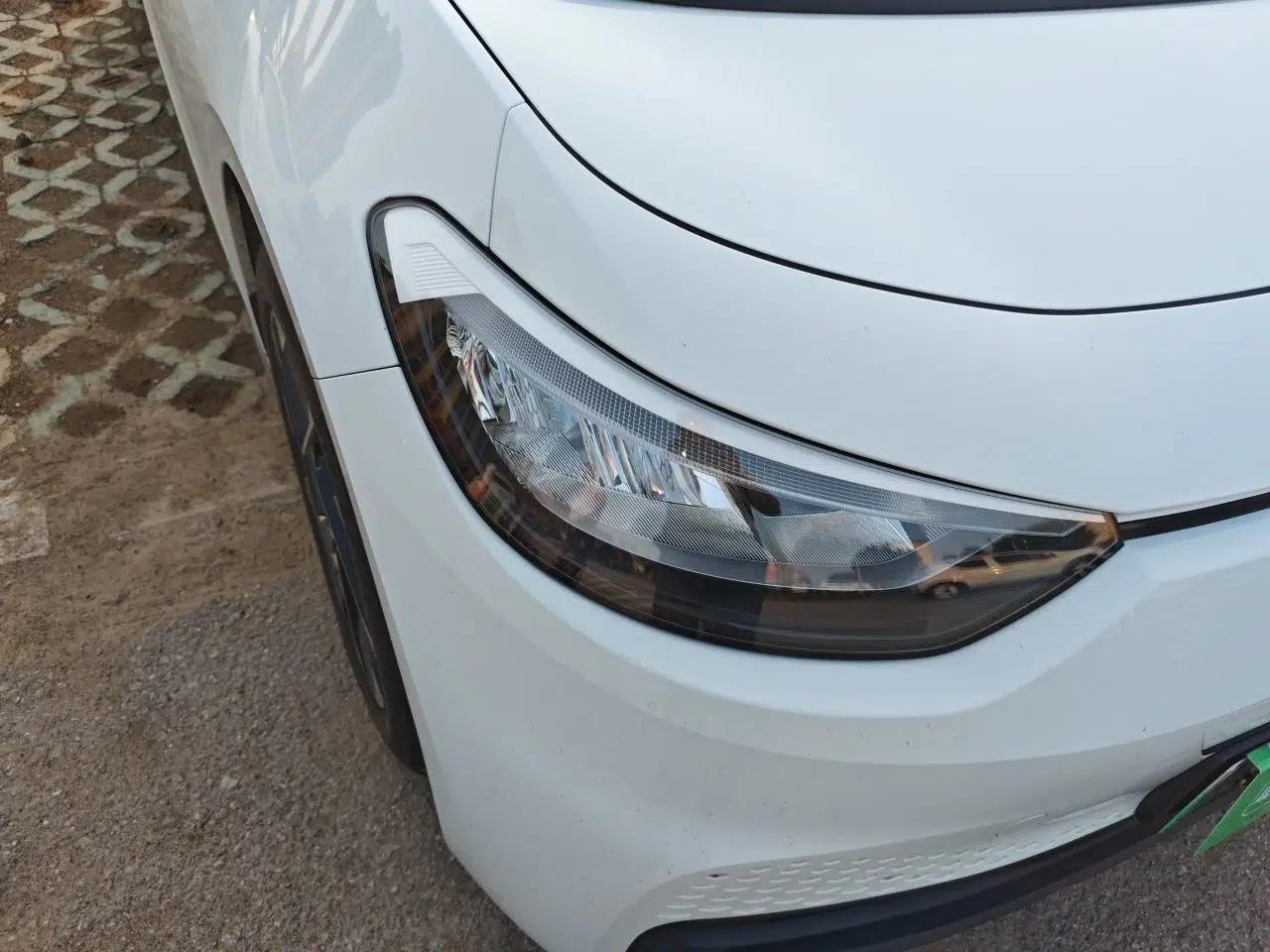 Volkswagen ID.3 2025 Smart Edition Outstanding Model — миниатюра 7