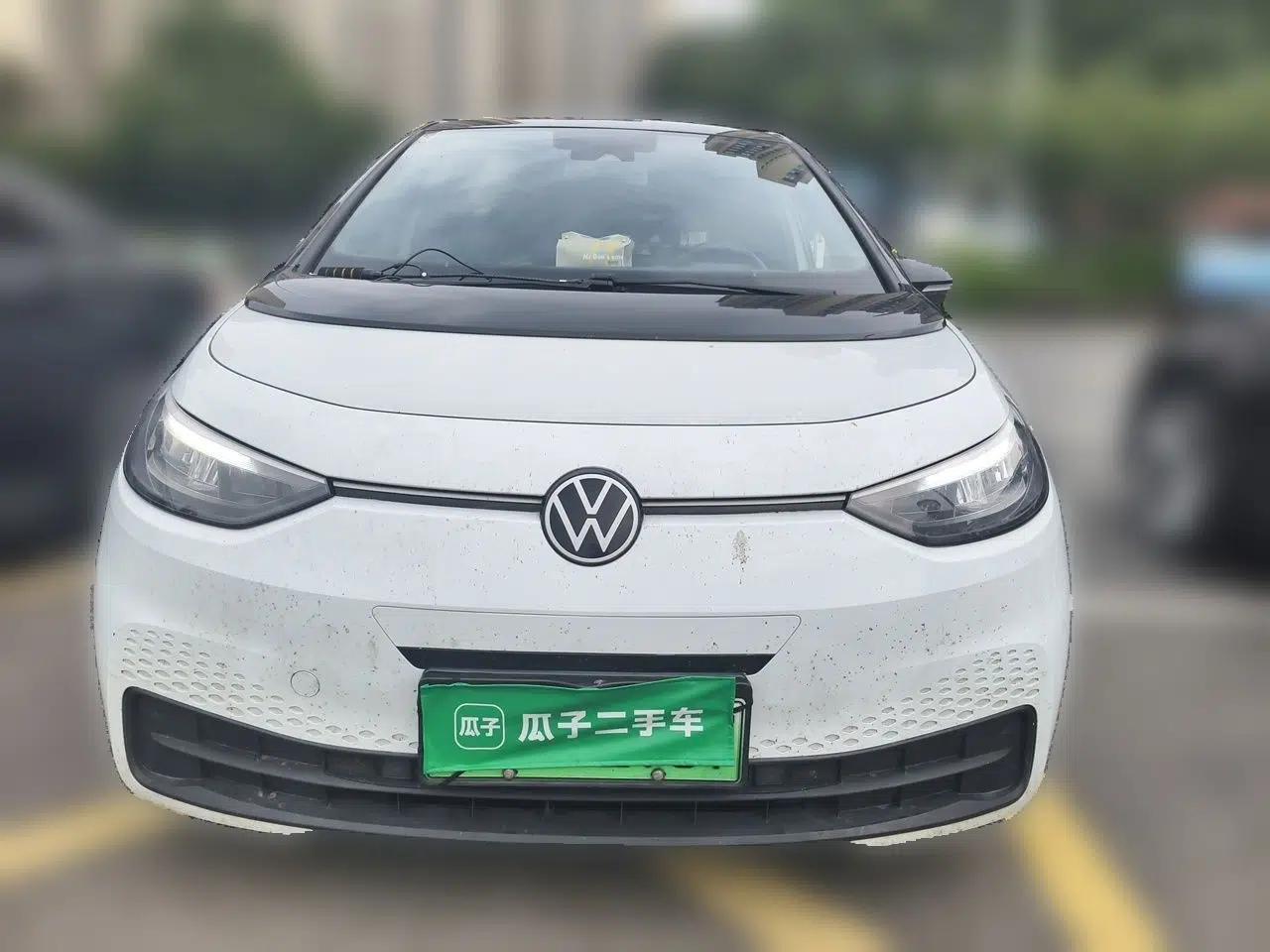 Volkswagen ID.3 2022 Active Pure Intelligent Enjoyment Edition — миниатюра 2