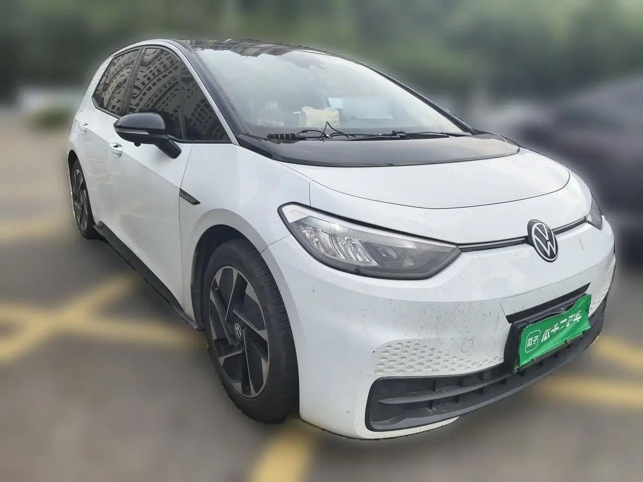 Volkswagen ID.3 2022 Active Pure Intelligent Enjoyment Edition — миниатюра 3
