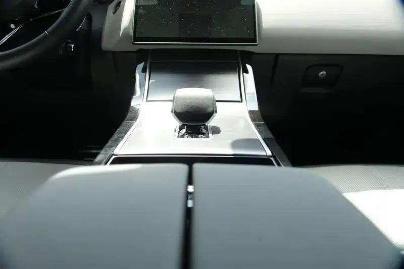 Range Rover Velar 2025 Dynamic SE — миниатюра 10