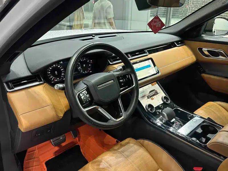 Range Rover Velar 2022 250PS Gold Edition — миниатюра 16