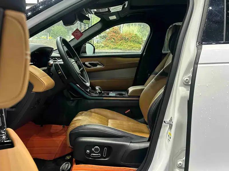 Range Rover Velar 2022 250PS Gold Edition — миниатюра 17