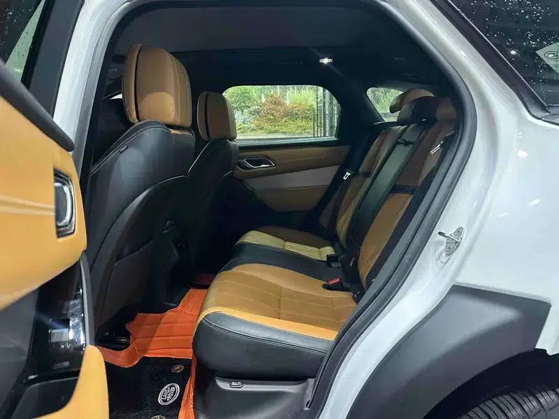 Range Rover Velar 2022 250PS Gold Edition — миниатюра 18