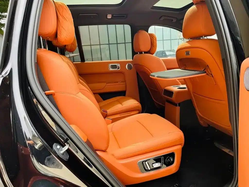 Li Auto L8 2024 Max — миниатюра 4