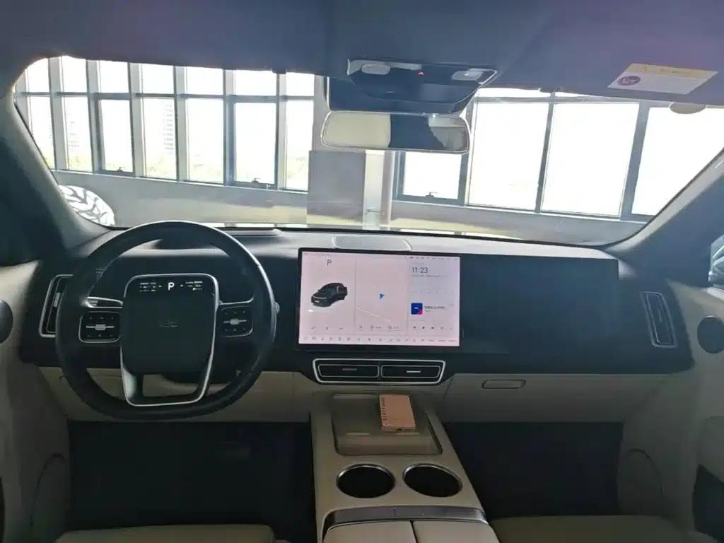 Li Auto L8 2023 Air — миниатюра 6