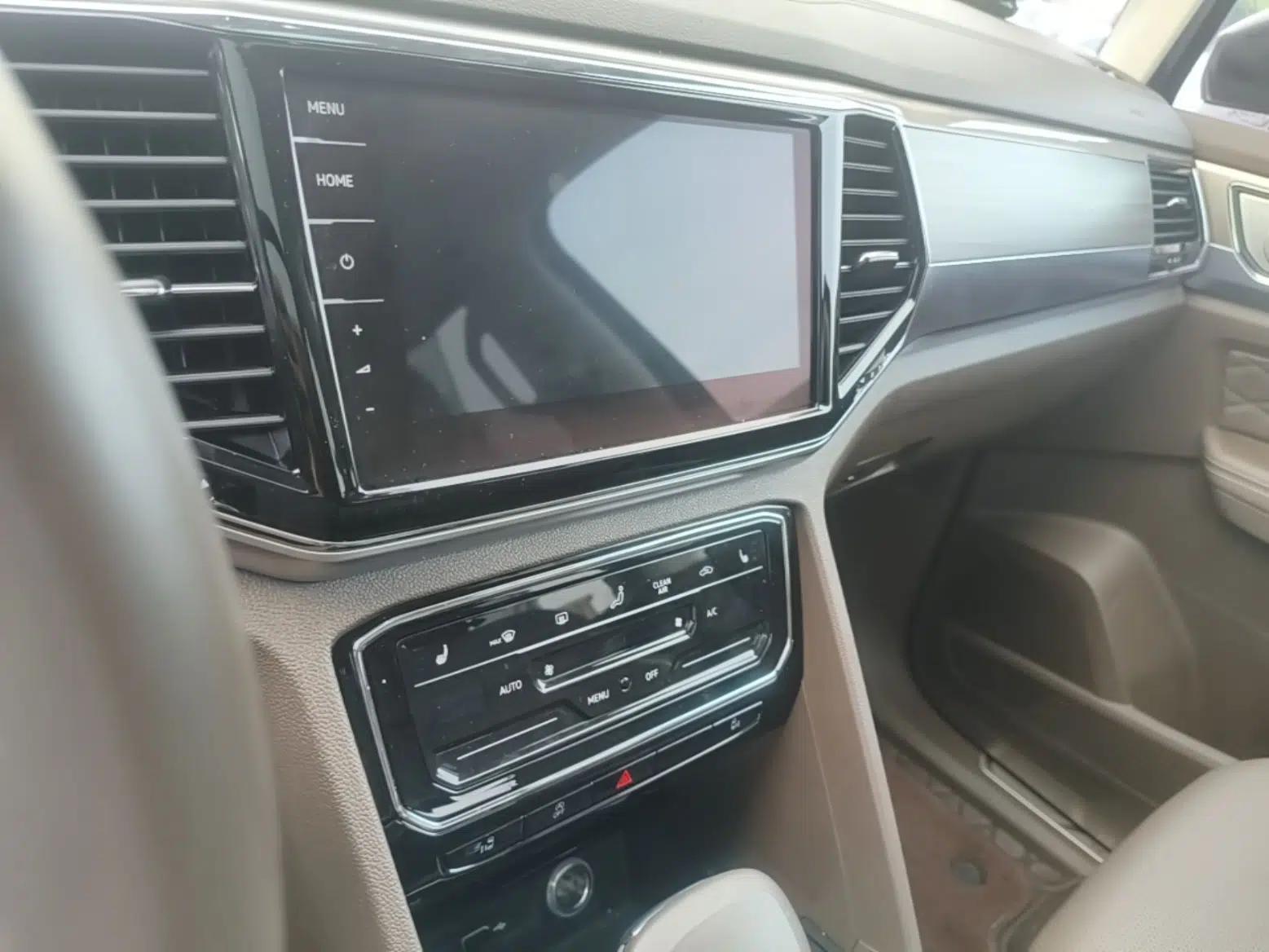 Volkswagen Viloran 2020 380TSI Prestige Edition — миниатюра 20