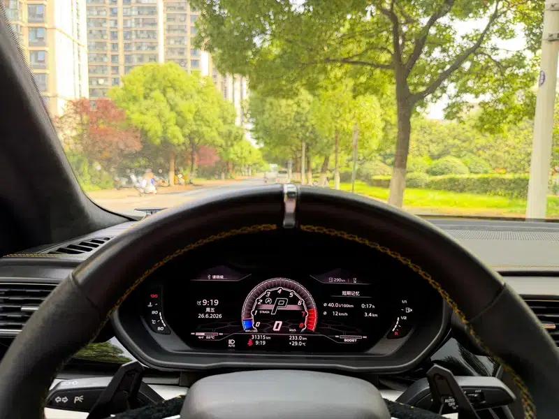 2018 Urus 4.0T V8 — миниатюра 16