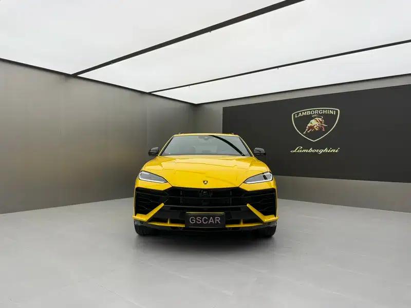 2025 Urus SE 4.0T Standard Edition — миниатюра 2