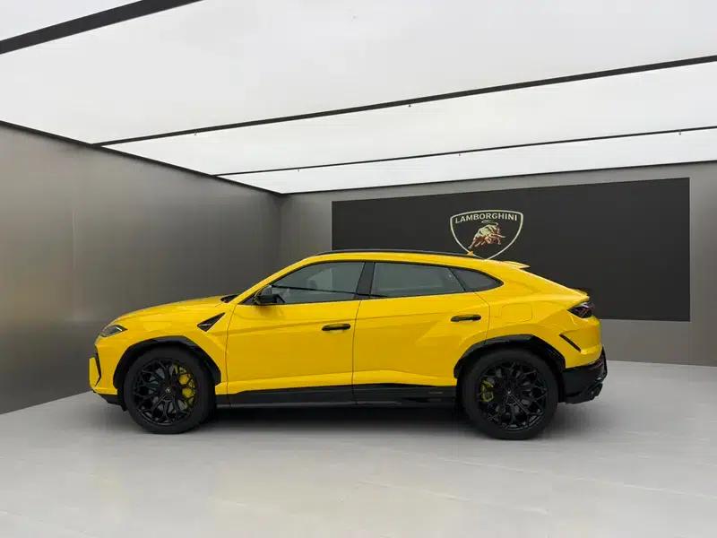 2025 Urus SE 4.0T Standard Edition — миниатюра 4