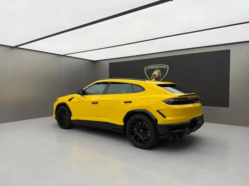 2025 Urus SE 4.0T Standard Edition — миниатюра 5