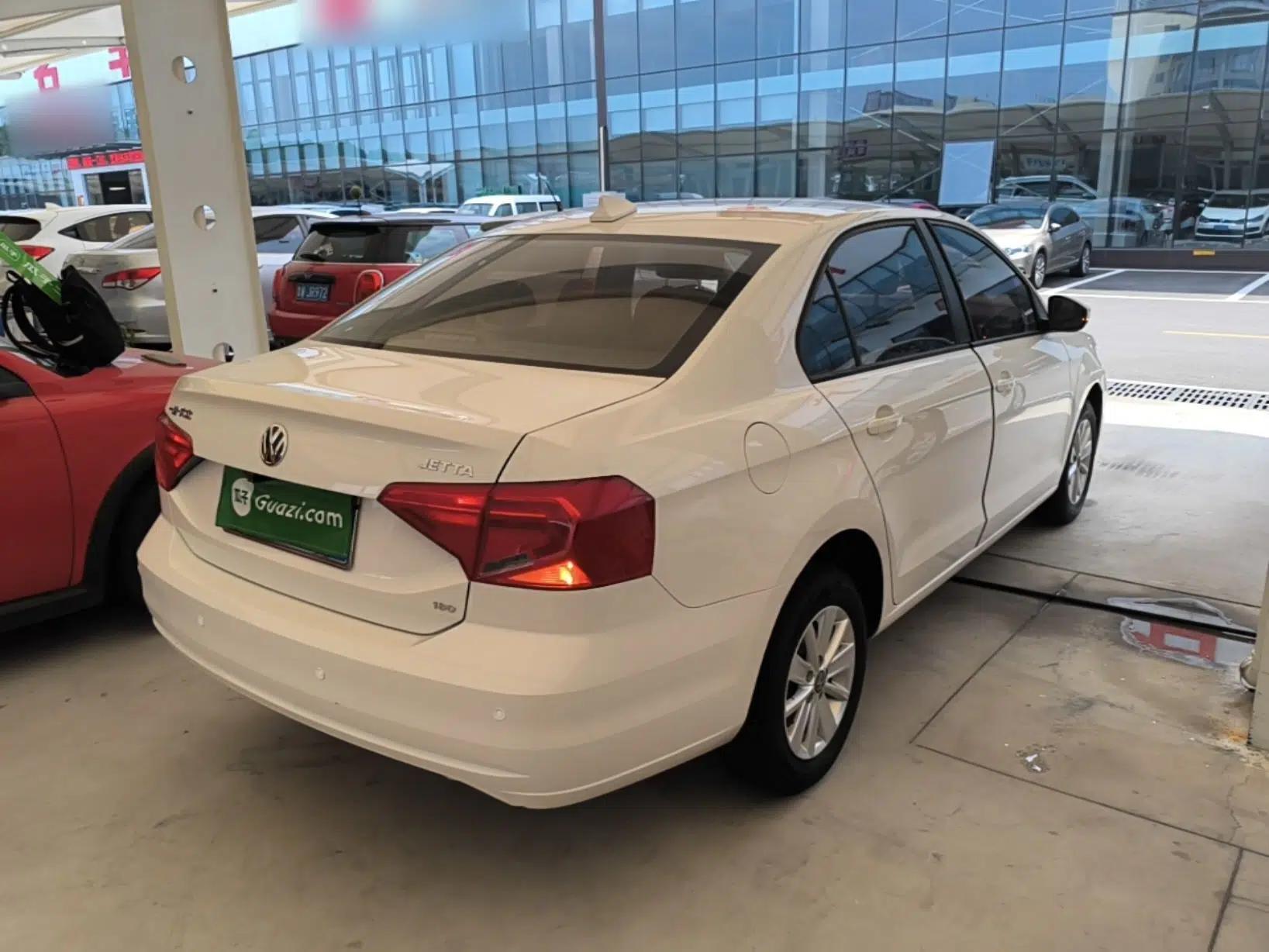 Volkswagen Jetta 2017 1.5L Automatic Fashion Model — миниатюра 6