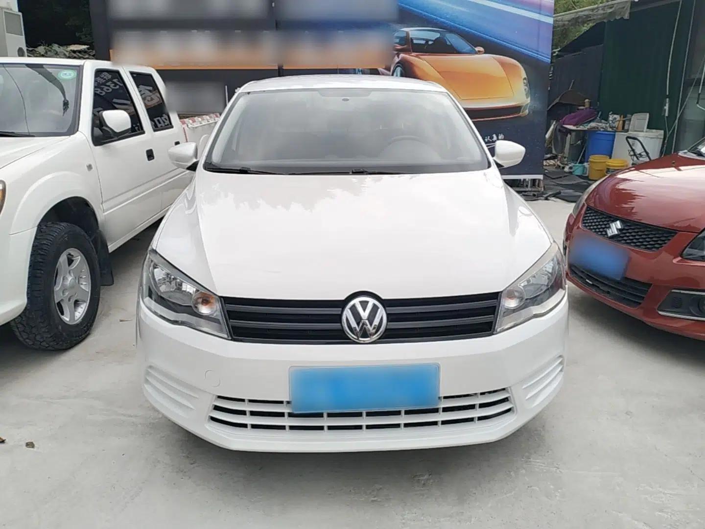 Volkswagen Jetta 2015 Zhuihui Edition 1.4L Manual Fashion Model — миниатюра 2