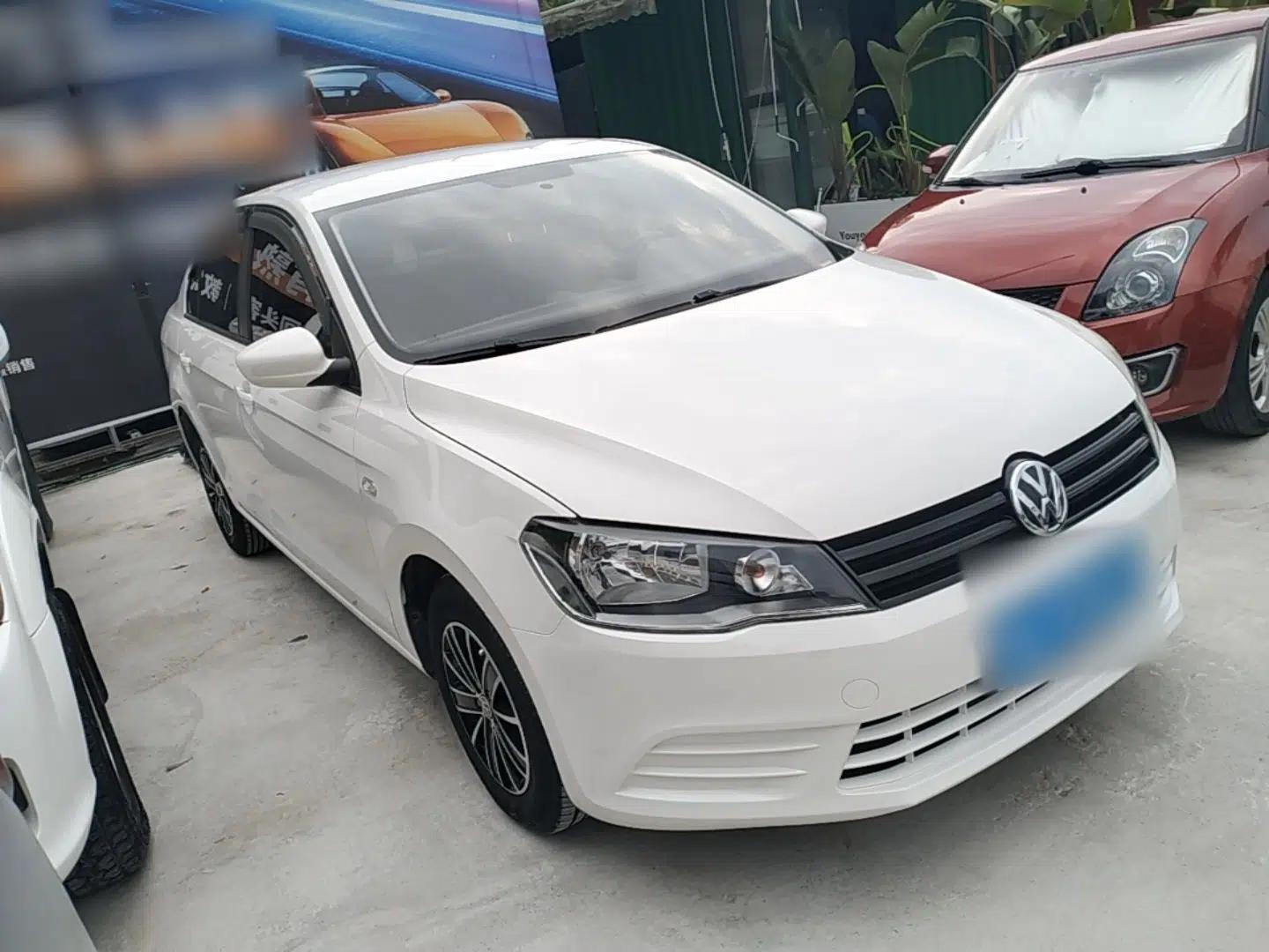 Volkswagen Jetta 2015 Zhuihui Edition 1.4L Manual Fashion Model — миниатюра 3