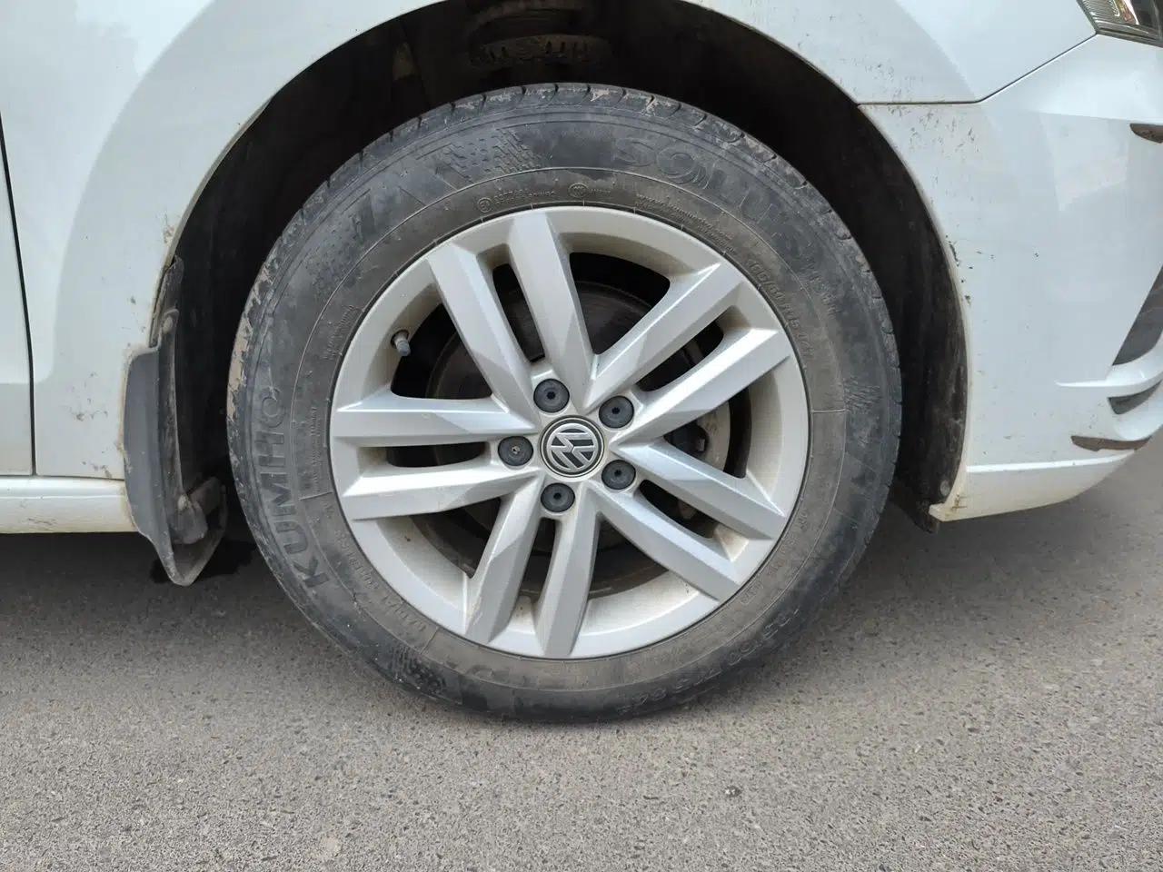 Volkswagen Jetta 2019 Dream Edition 1.4L Manual Fashion Version — миниатюра 8
