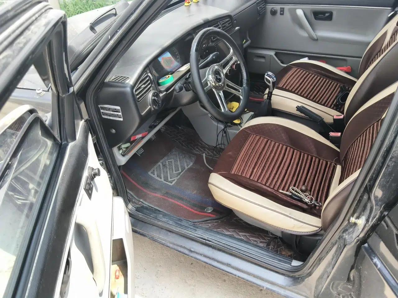 Volkswagen Jetta 2010 1.6L Partner — миниатюра 16