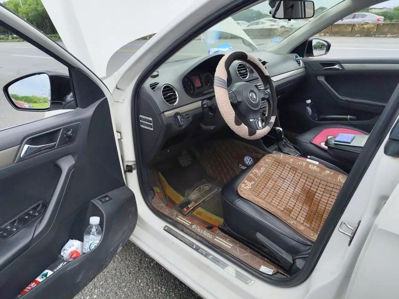 Volkswagen Jetta 2016 1.6L 25th Anniversary Edition — миниатюра 16