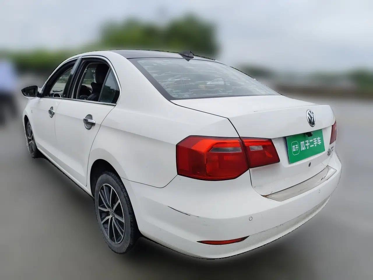 Volkswagen Jetta 2016 1.6L 25th Anniversary Edition — миниатюра 4