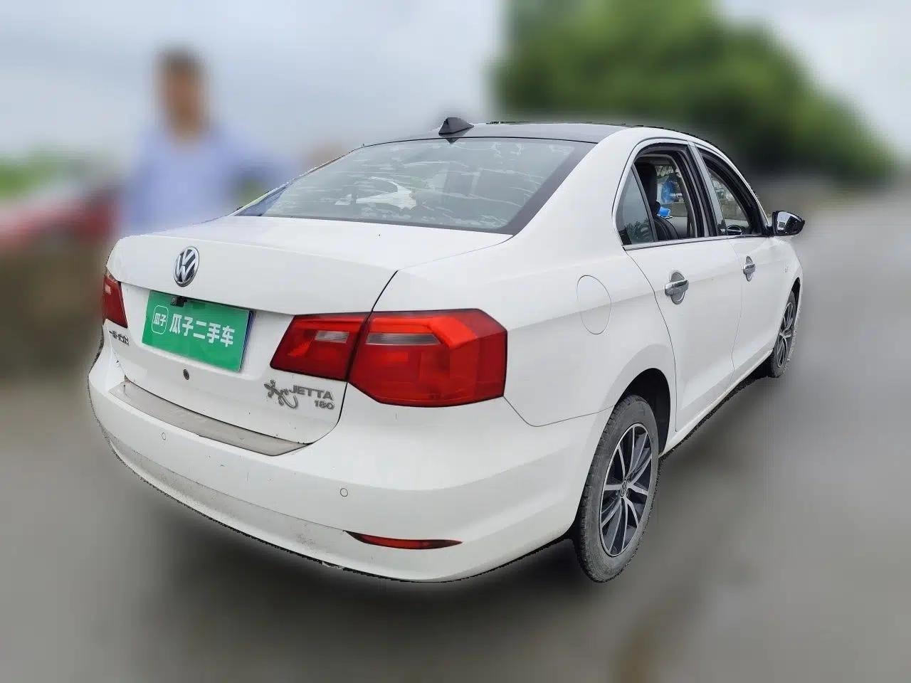 Volkswagen Jetta 2016 1.6L 25th Anniversary Edition — миниатюра 6