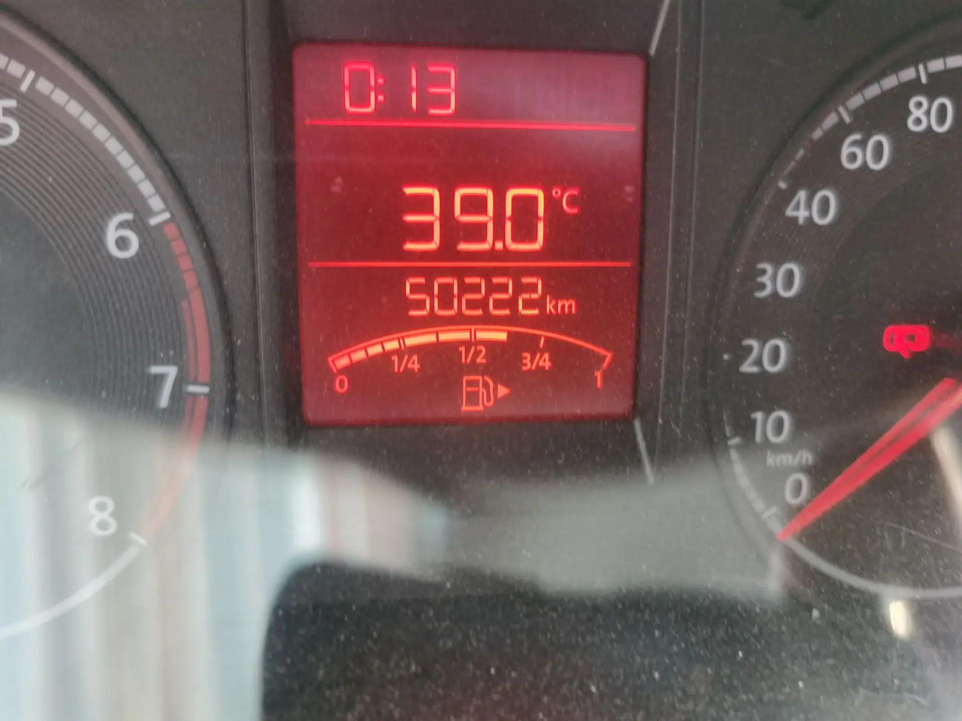 Volkswagen Jetta 2017 1.5L Manual Comfort Model — миниатюра 12