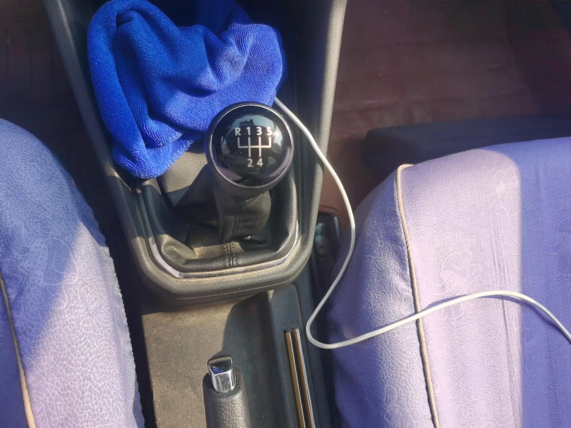 Volkswagen Jetta 2017 1.5L Manual Comfort Model — миниатюра 14