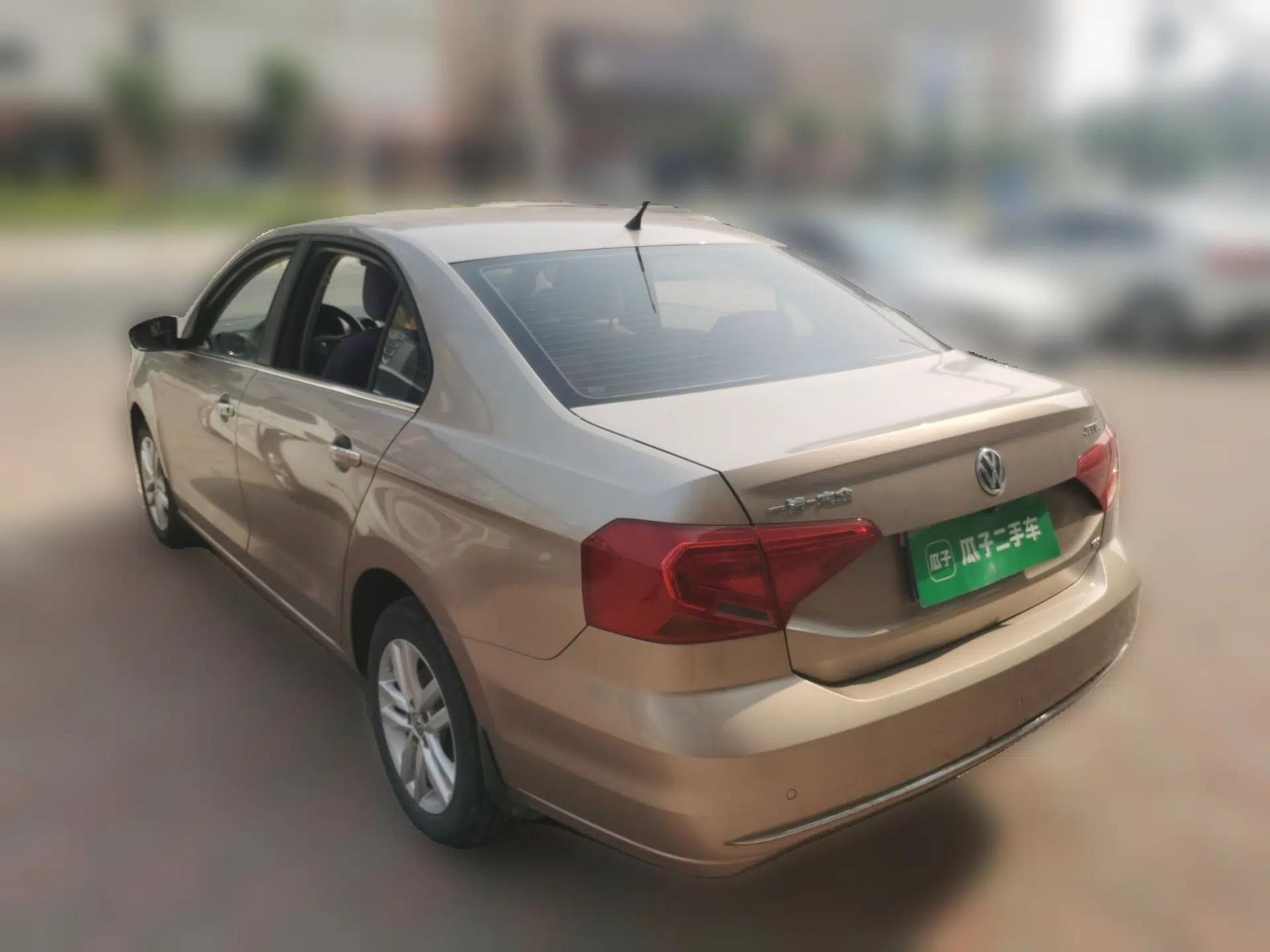 Volkswagen Jetta 2017 1.5L Manual Comfort Model — миниатюра 4