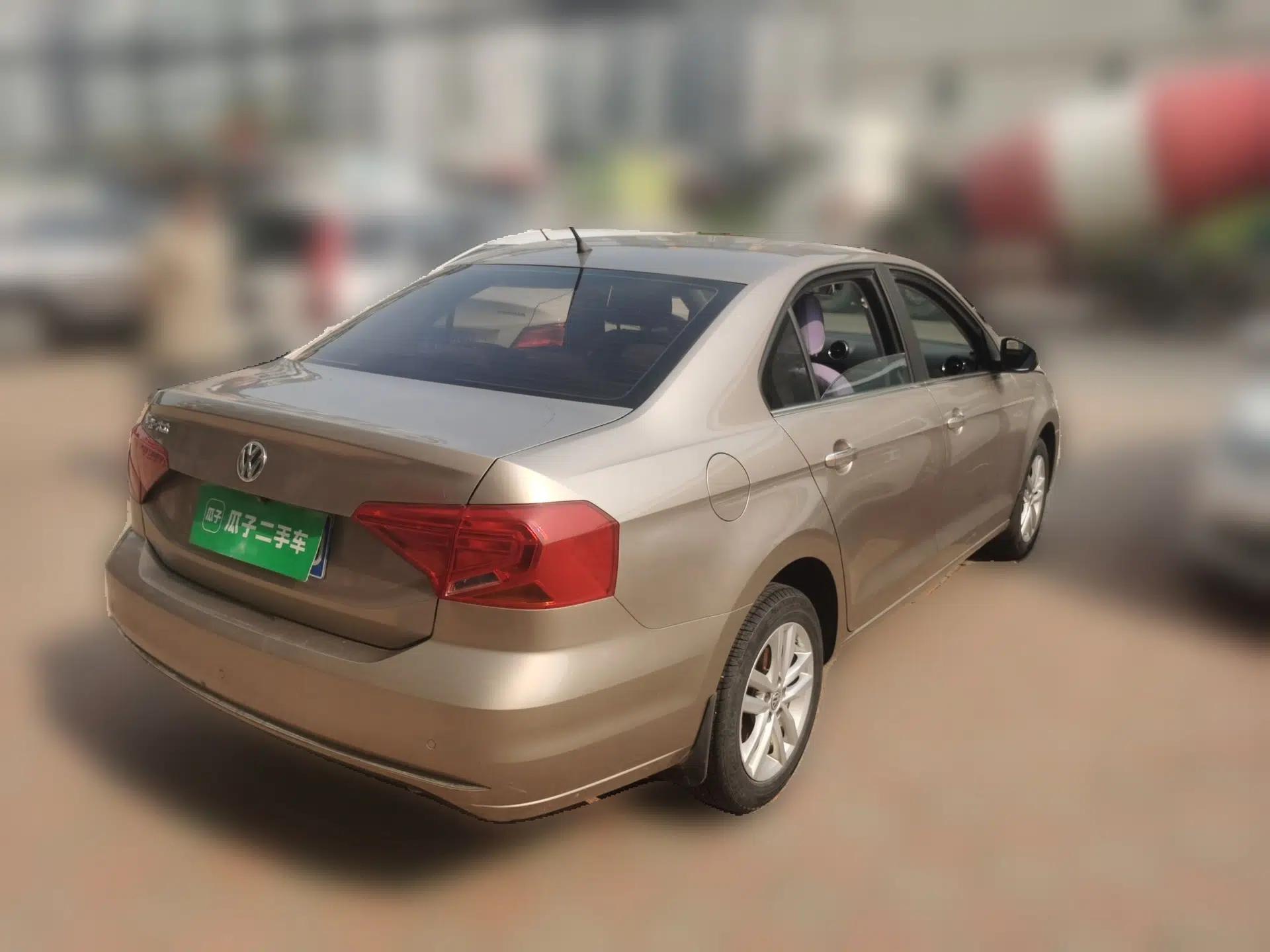 Volkswagen Jetta 2017 1.5L Manual Comfort Model — миниатюра 6