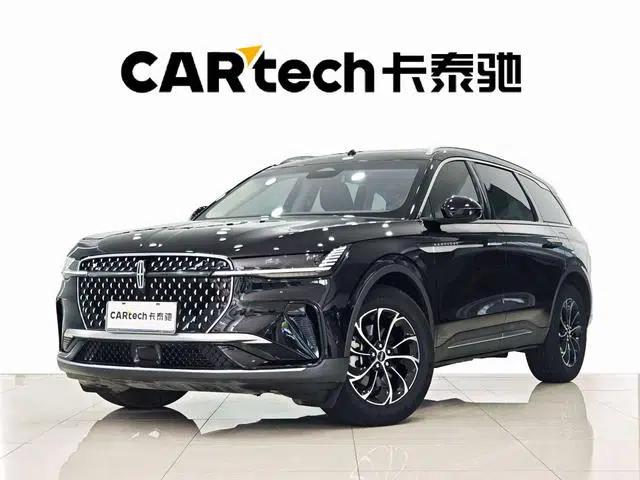 Navigator 2023 2.0T AWD Premium Edition