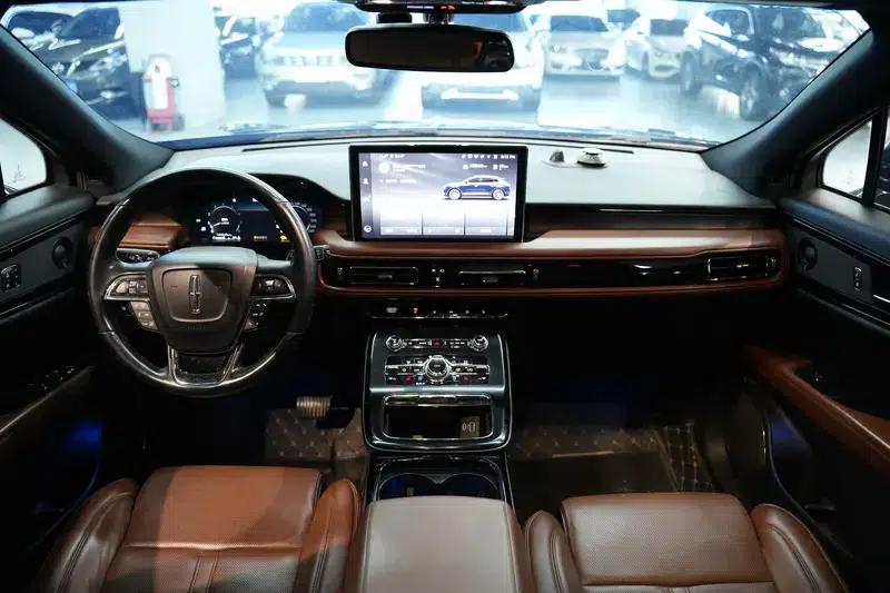 Navigator 2021 2.7T AWD Premium Edition — миниатюра 11