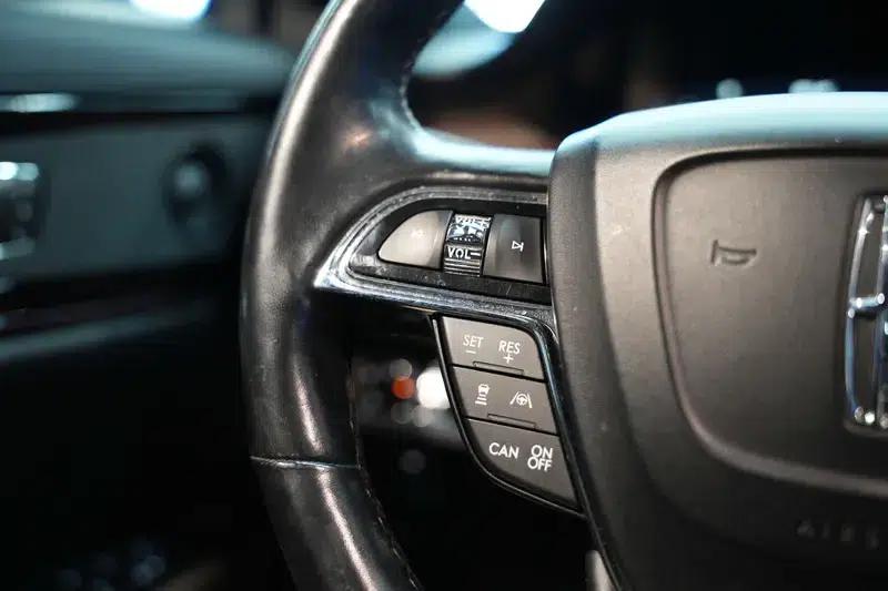 Navigator 2021 2.7T AWD Premium Edition — миниатюра 17