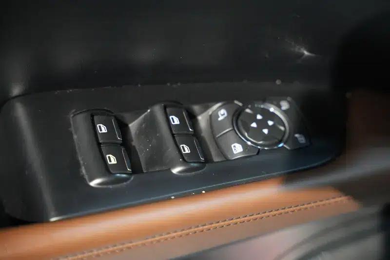 Navigator 2021 2.7T AWD Premium Edition — миниатюра 23