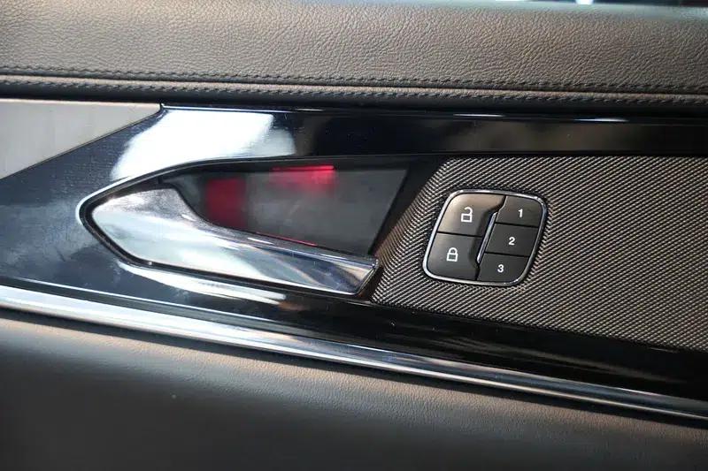 Navigator 2021 2.7T AWD Premium Edition — миниатюра 9