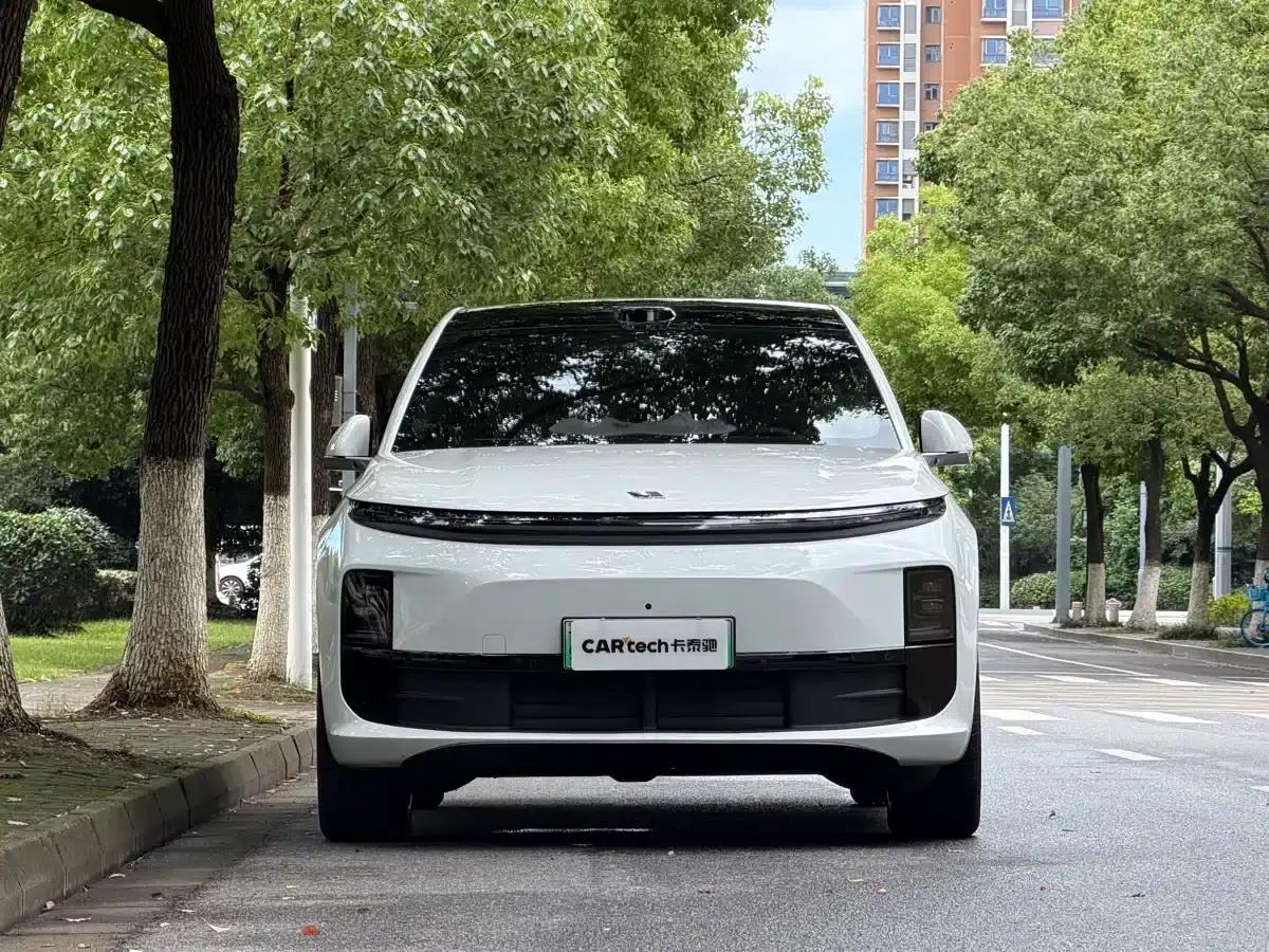 Li Auto L6 2025 Max Intelligent Renewal Edition — миниатюра 2