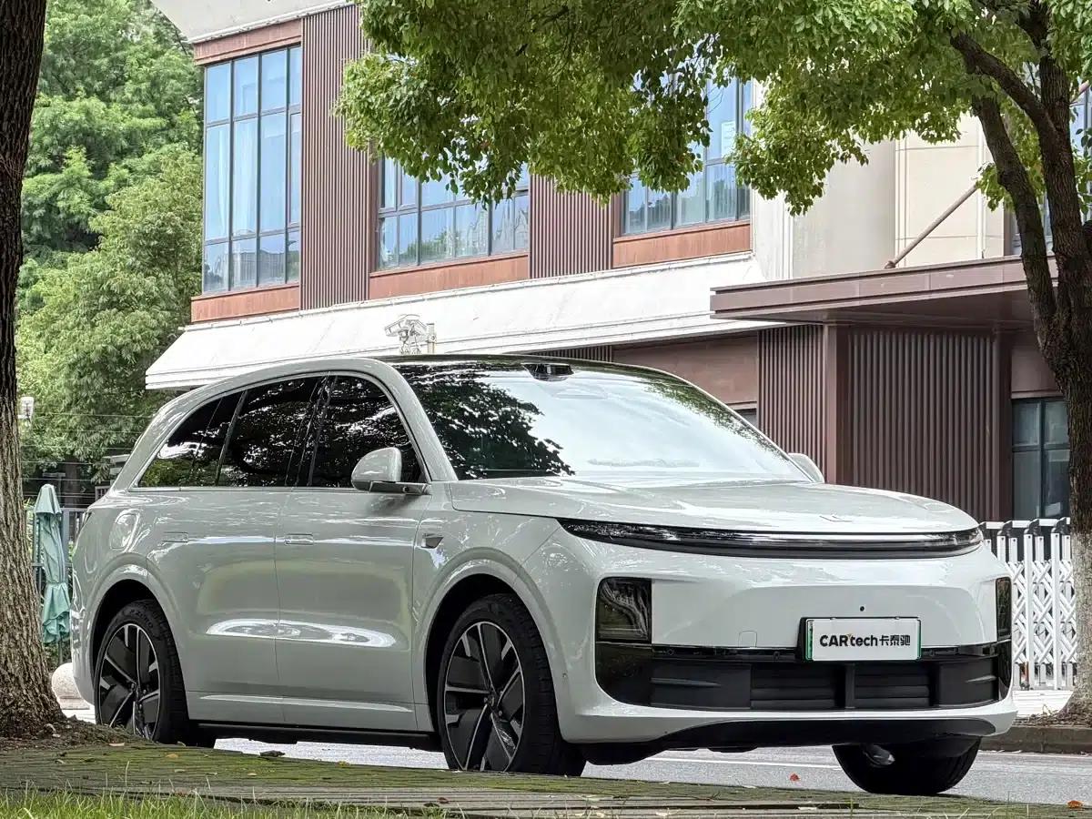 Li Auto L6 2025 Max Intelligent Renewal Edition — миниатюра 3