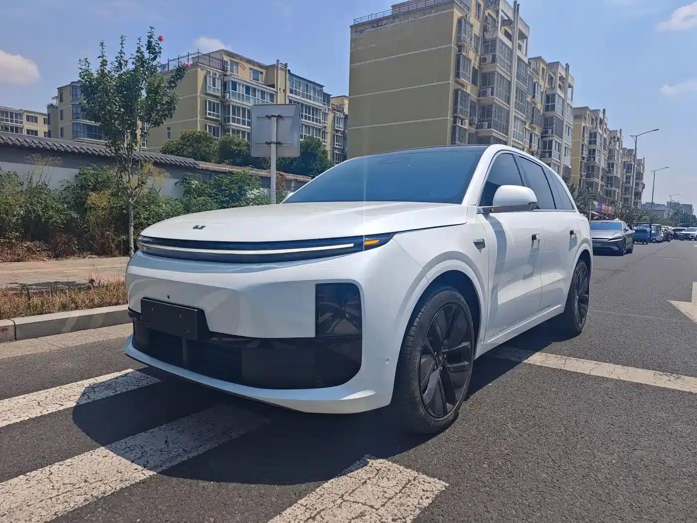 Li Auto L6 2024 Pro — миниатюра 1