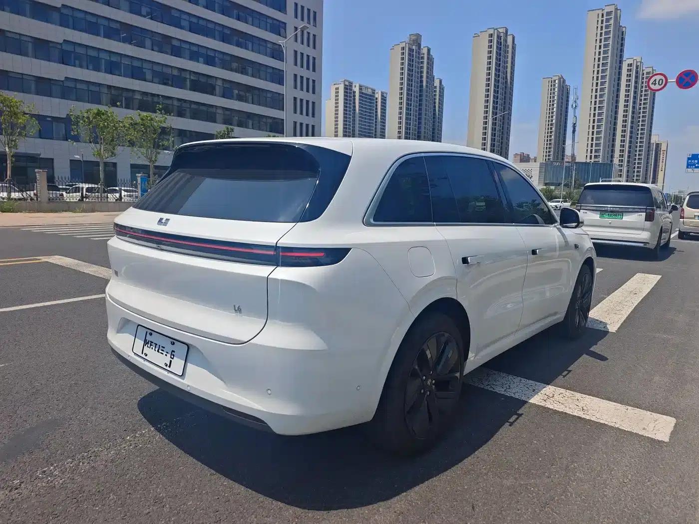 Li Auto L6 2024 Pro — миниатюра 16