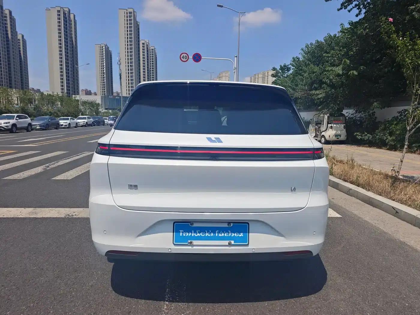 Li Auto L6 2024 Pro — миниатюра 17
