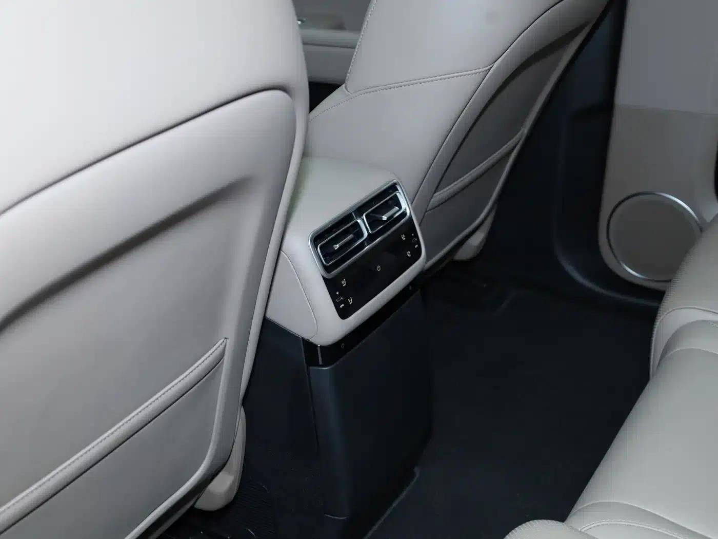 Li Auto L6 2025 Pro Smart Renewal Edition — миниатюра 11