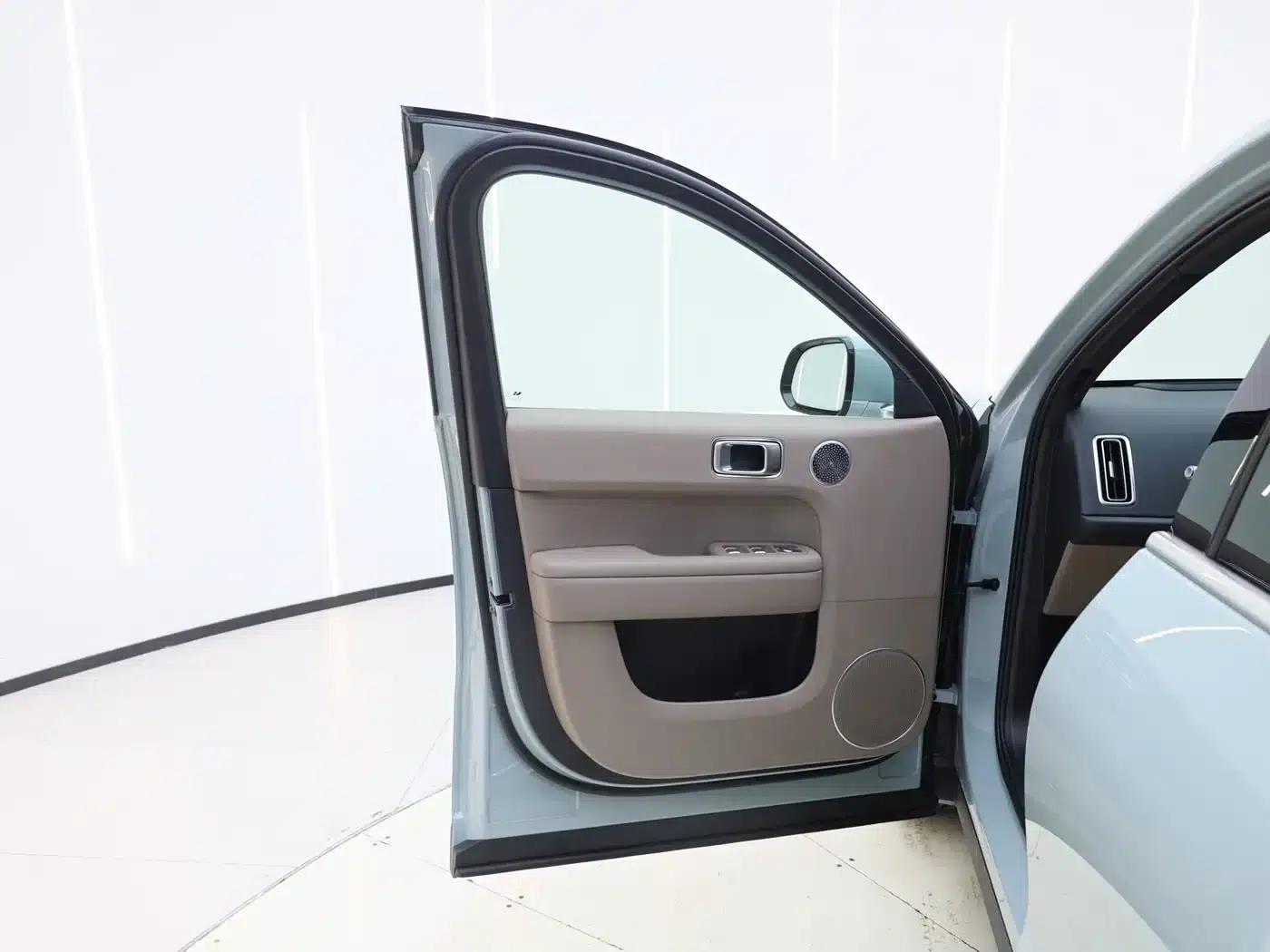Li Auto L6 2025 Pro Smart Renewal Edition — миниатюра 16
