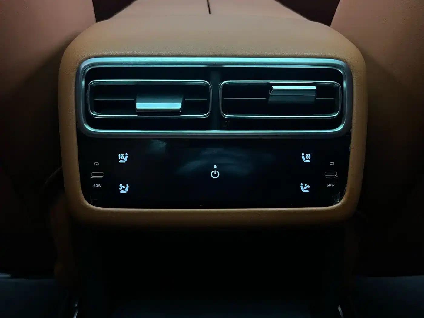 Li Auto L6 2024 Pro — миниатюра 20