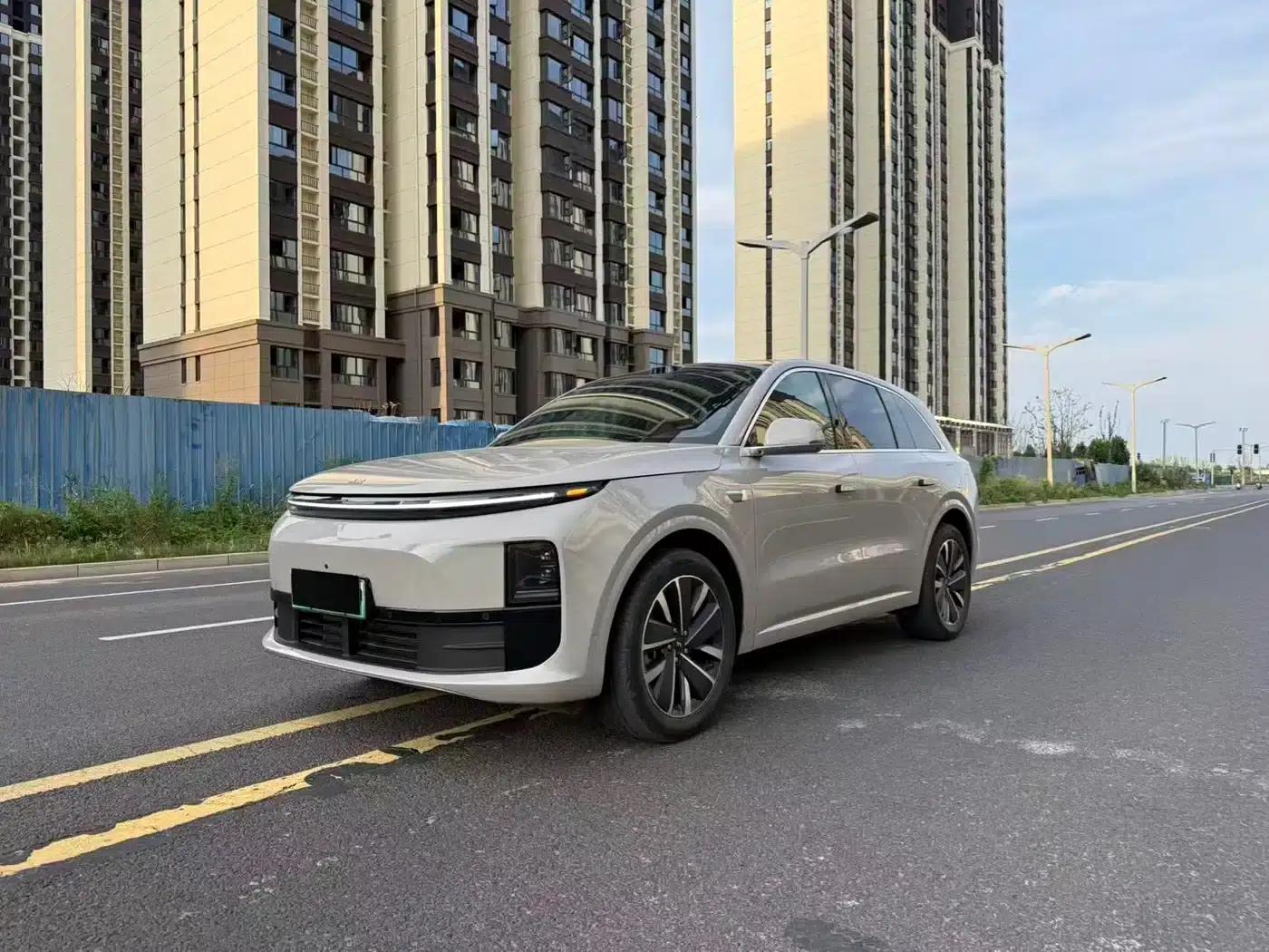 Li Auto L6 2025 Pro Smart Renewal Edition — миниатюра 3