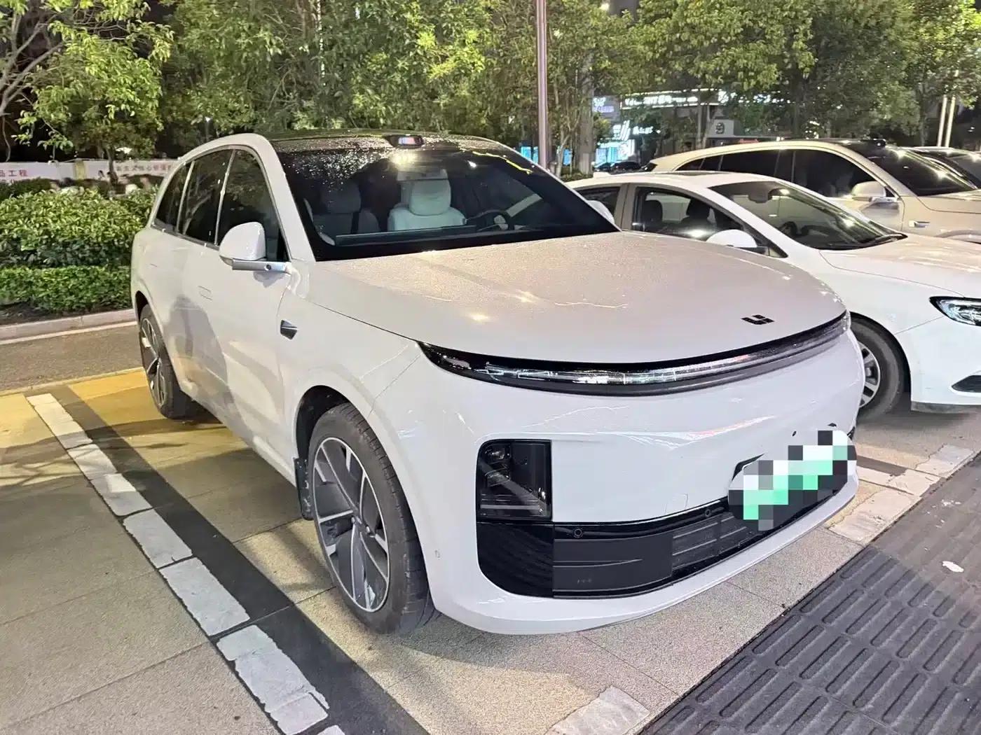 Li Auto L6 2025 Max Intelligent Renewal Edition — миниатюра 2