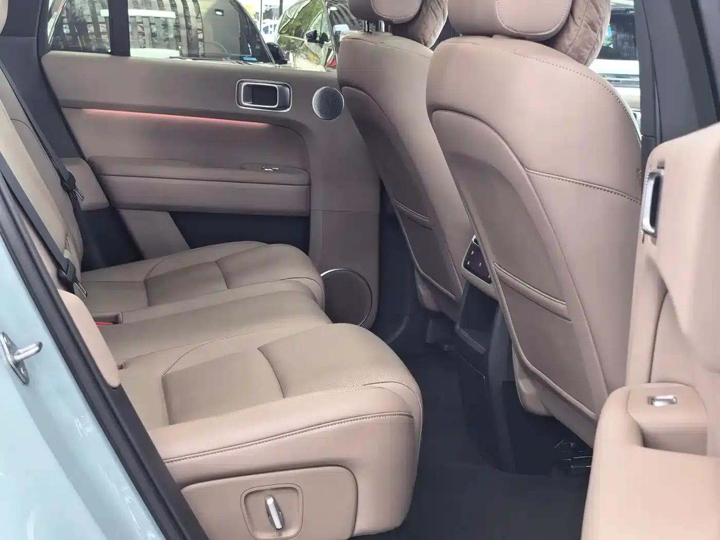 Li Auto L6 2025 Pro Smart Renewal Edition — миниатюра 4