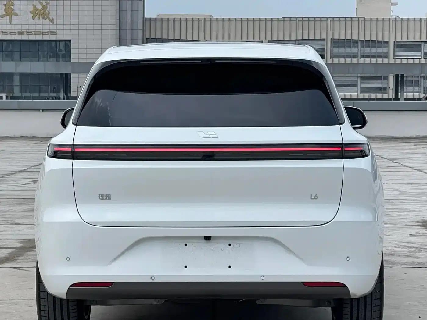 Li Auto L6 2025 Max Intelligent Renewal Edition — миниатюра 8