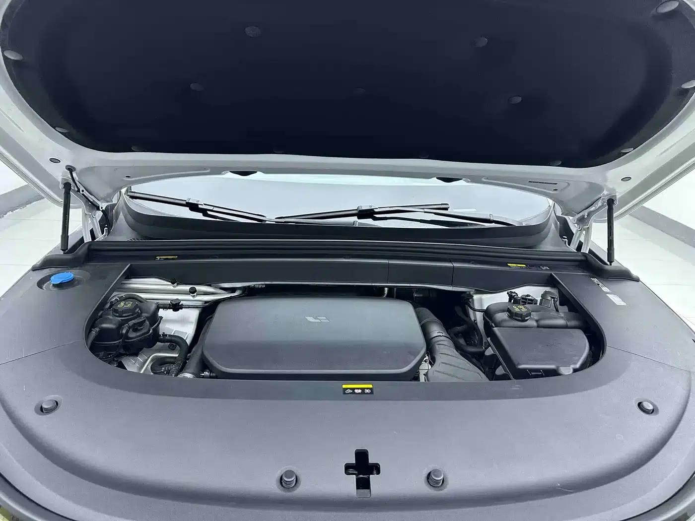 Li Auto L6 2024 Max — миниатюра 22