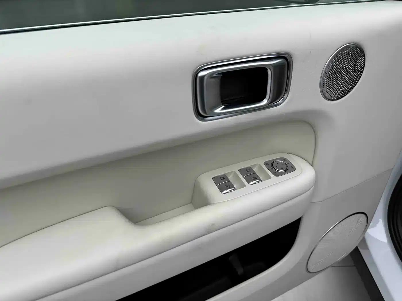 Li Auto L6 2024 Max — миниатюра 7