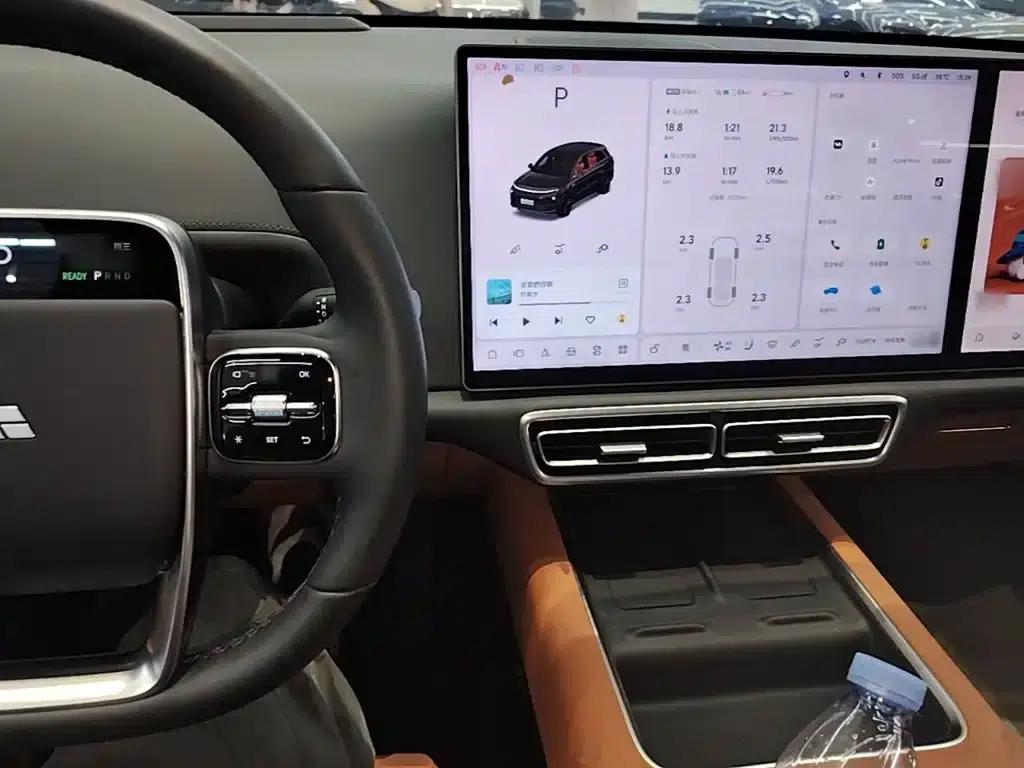 Li Auto L6 2025 Pro Smart Renewal Edition — миниатюра 10